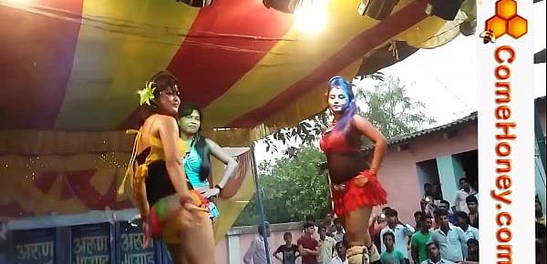  Indian, Pakistani, Bangladeshi girls dance  Part1